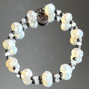 Erimish Neutral Faceted Quartz Stone Faceted Beaded Stretch Bracelet Stackable